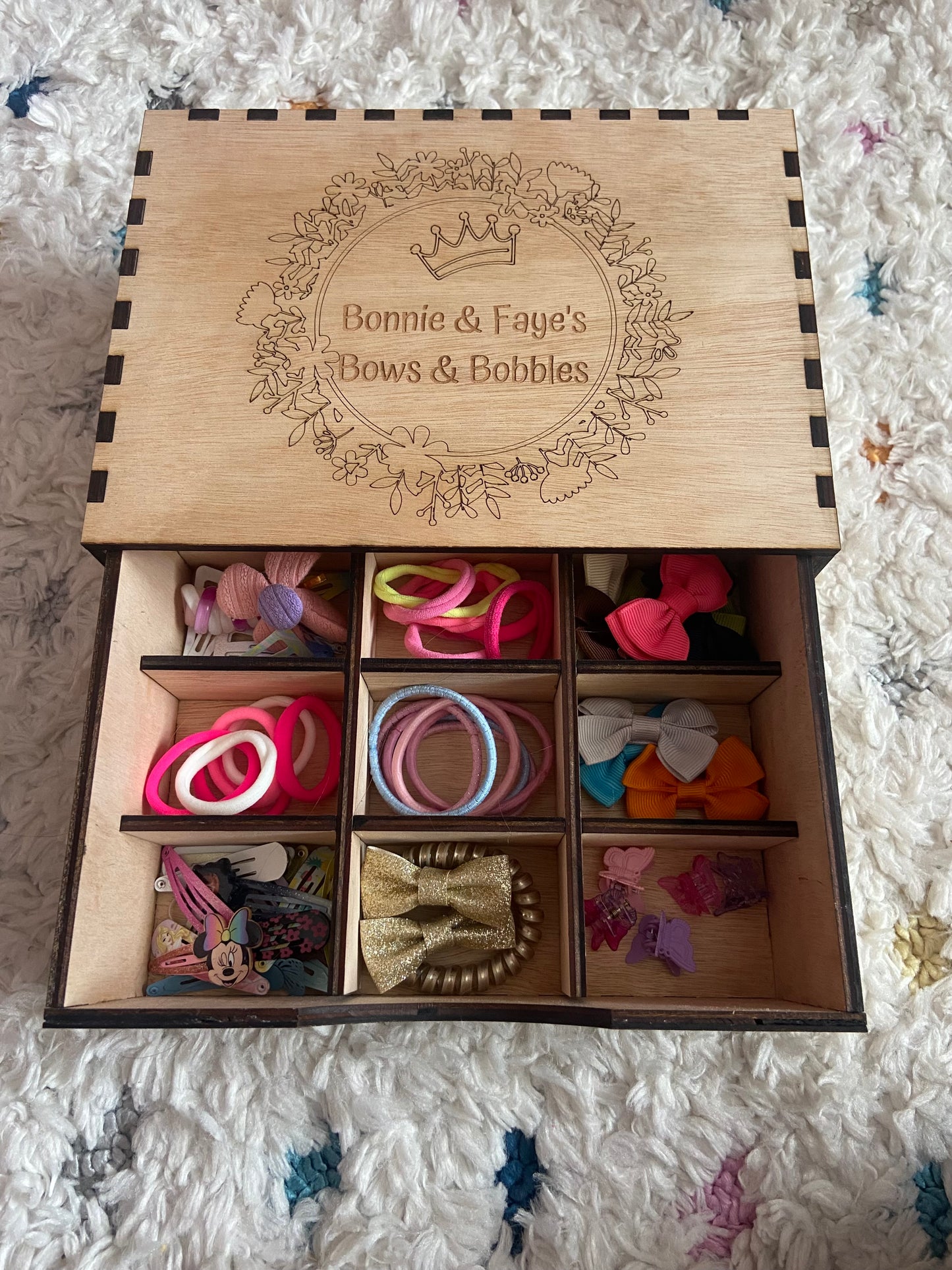 Bows & Bobbles Box